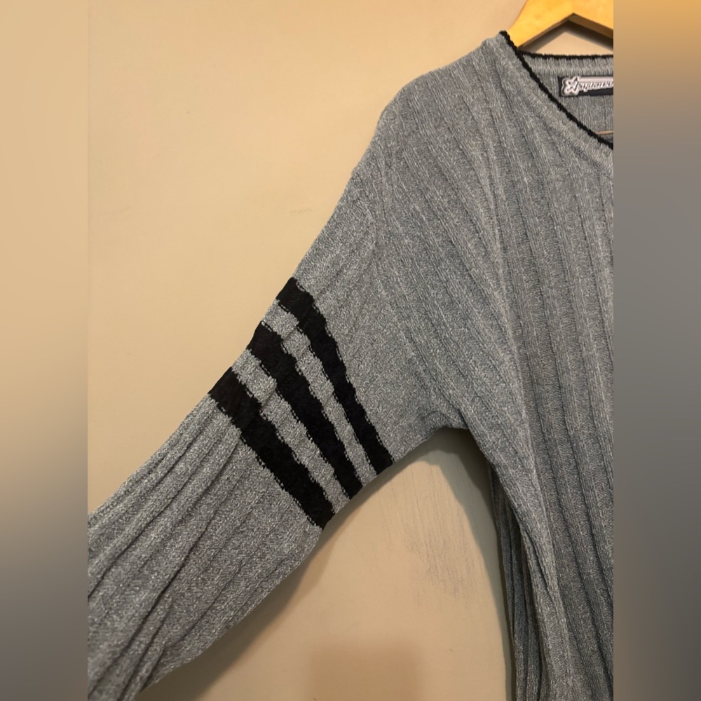 DSQUARED2 V-Neck Sweater with Black Arm Stripes - Picture 3 of 6
